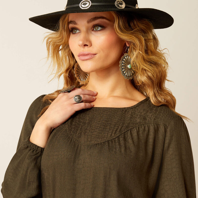 Ariat wisteria top