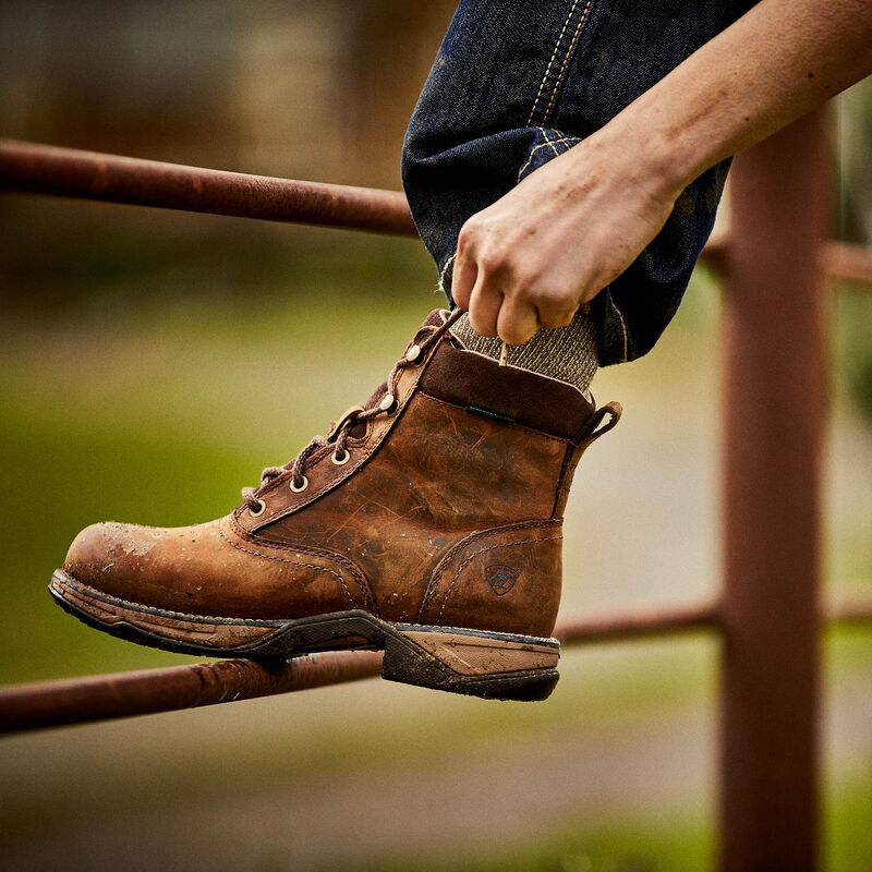 Ariat round toe lacer waterpreoof boot