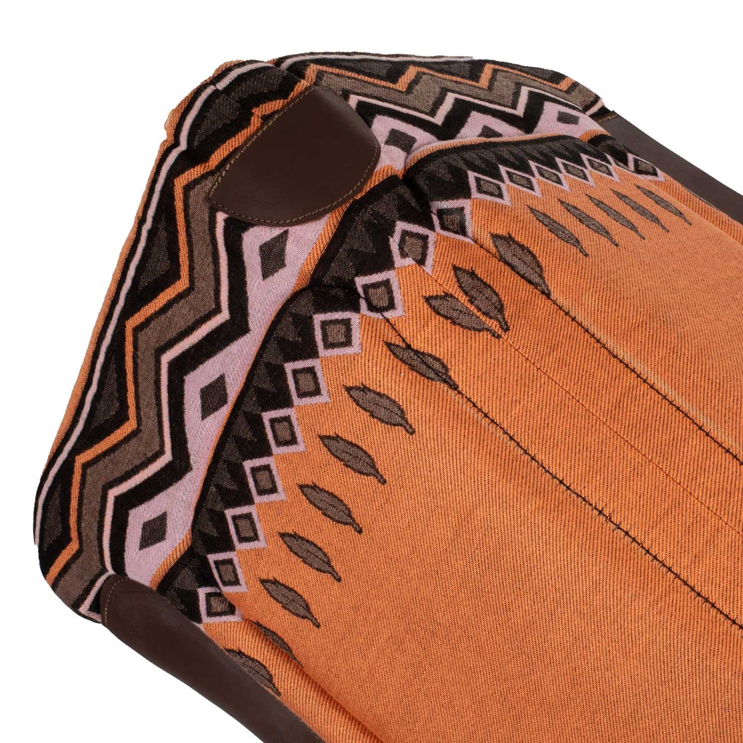 Pool's western saddle pad with leather inserts and synthetic wool padding PLH09006